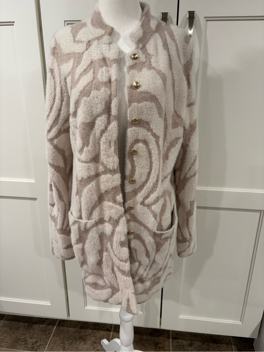 Tahari Fuzzy Eyelash Knit Swirl Shacket/ Button Front Sweater